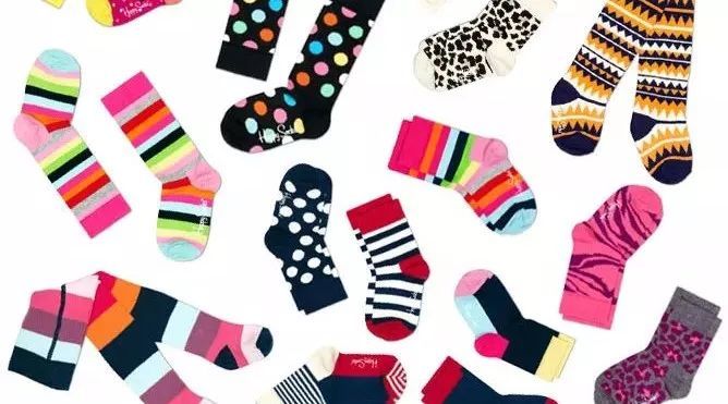 冬天襪子怎么穿?保暖、時尚、不跌范er!_時尚