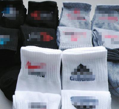 諸暨廠家直銷外貿(mào)原單男士襪 春秋滌棉襪 運動襪襪子批發(fā) 襪子