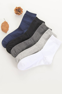 男士純棉中筒襪秋冬搭配指南 實用與時尚并重